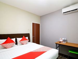 Super OYO 217 A1 Hotel