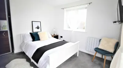 Rugby - Apartment - Sleeps 4 - Parking Hotels near St. Marie’s Catholic Church