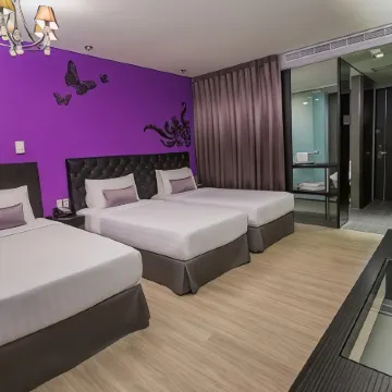FX Hotel (Taipei Nanjing East Road) Отели рядом с достопримечательностью «Торговый центр Syntrend»