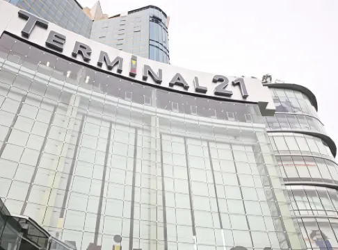 素坤逸18阿索克白屋飯店