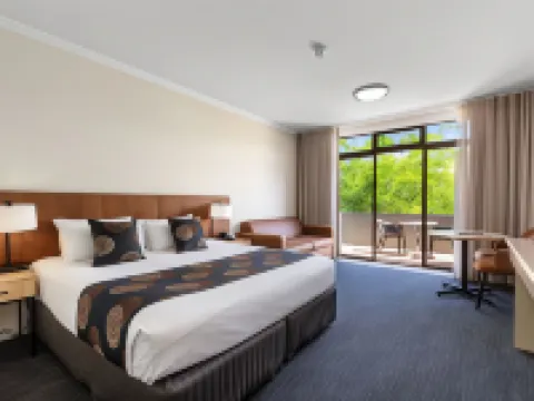 Mantra Meridien Adelaide Hotels in North Adelaide