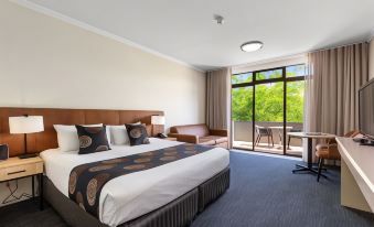 Comfort Hotel Adelaide Meridien