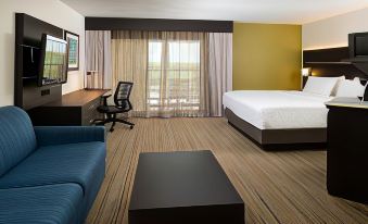 Holiday Inn Express Cincinnati West