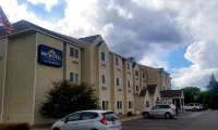Microtel Inn & Suites by Wyndham Prairie du Chien Hôtels à : Prairie du Chien