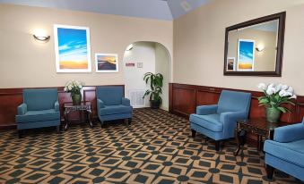 Days Inn & Suites by Wyndham Pasadena