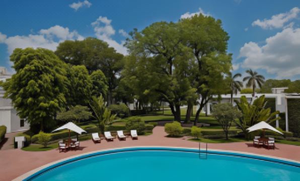 2. 마이덴스 호텔 ..