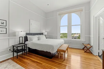 The McKey Hotels in Valdosta