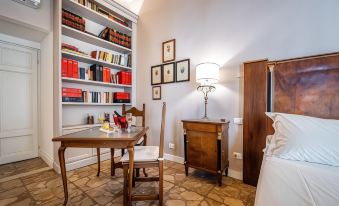 Luxury Bed and Breakfast Cerretani Palace