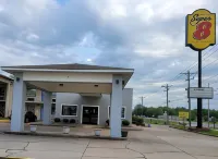 Super 8 by Wyndham Arkadelphia Caddo Valley Area Hotels in Caddo Valley