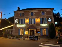 Logis Hôtel le Cygne Отели в г. Ле Бюисон-де-Кадуэн