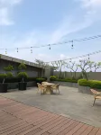 Pinnacle Apartment ( Louis Kienne )