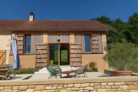 Chambres d'hôtes Avec Piscine la Grange Milou Hotels in Beynac-et-Cazenac