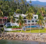 2SIS'S Khanom Resotel 암프 카놈 호텔