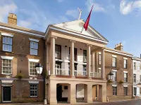 Mercure Salisbury White Hart Hotel Hotels near Chiselbury Ring