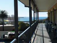 Coastal Comfort Motel - Parkplatz