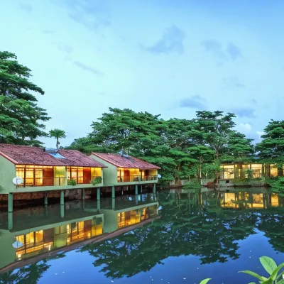 Wet Water Resort Hotels near Gale Dewalaya