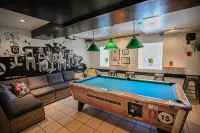 Auberge Saintlo Montréal Hostel