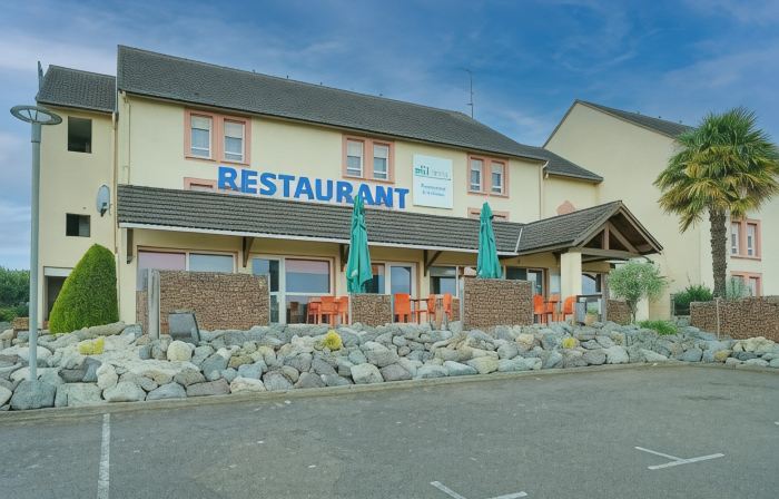 Brit Hotel Les Evens