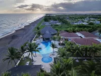 Hotel Cayman Suites - Pools