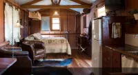 Saltbush Retreat Hotels in Longreach