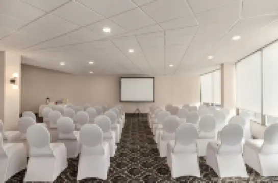 ฮอลิเดย์ อินน์ ฟิลาเดลเฟีย แอร์พอร์ต-สเตเดียม แอเรีย บาย ไอเอชจี