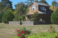 Sanctuary Park Cottages