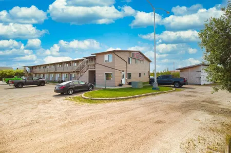 Kings Court Motel Отели в г. Колд-Лейк