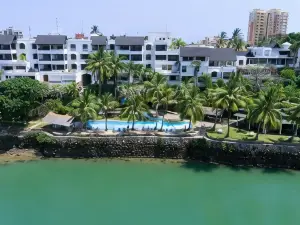 Tamarind Village Hotel Apartments