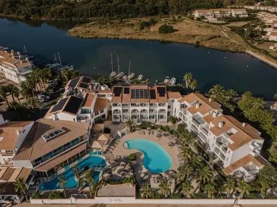Les Bulles de Mer - Hotel Spa Sur la Plage Hotels in Elne
