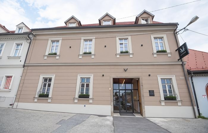 Hotel Maribor & Garden Rooms