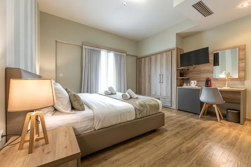 Hotel @Syngrou Fix