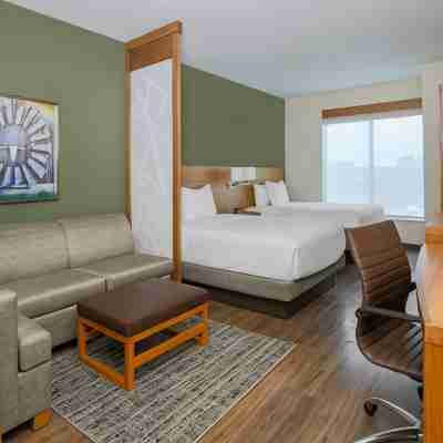 Hyatt Place Waco South Rooms