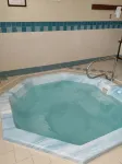 Lavissh Inn and Suites - baignoire