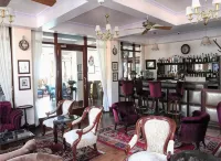 The Elgin Silver Oaks - Heritage Resort & Spa - bar