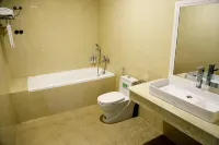 White Hotel Hotels in TT. Hung Nguyen