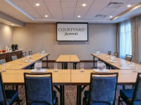 コートヤード・バイ・マリオット ジャクソン ブラックマンのホテル