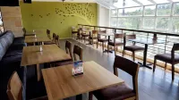 Newtown Plaza Hotel - Balkon