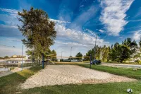 Yachter Club Modrá Čajka فنادق في Samorin