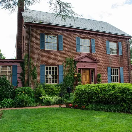 Williamsburg Manor B&B