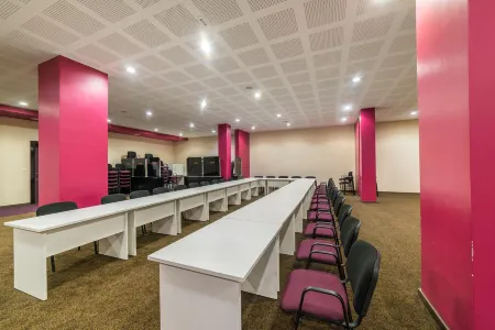 City Hotel Mostar Отели в г. Мостар