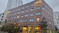 Aiden by Best Western @ Lorient Centre Galeries Lafayette Lorient附近的飯店