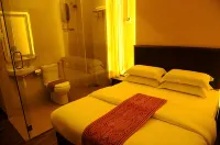 Sea Lion Firefly Concept Hotel Hotels near kampung Kuantan