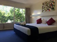 Arcadia Village Motel Hotels in Horseshoe Bay