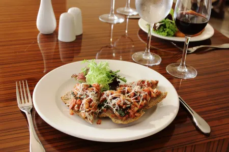 The Rooms Boutique Hotel Отели рядом с достопримечательностью «Lavender Ville Wedding Venue»