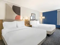 Spark by Hilton Roanoke Airport Hotels in Roanoke