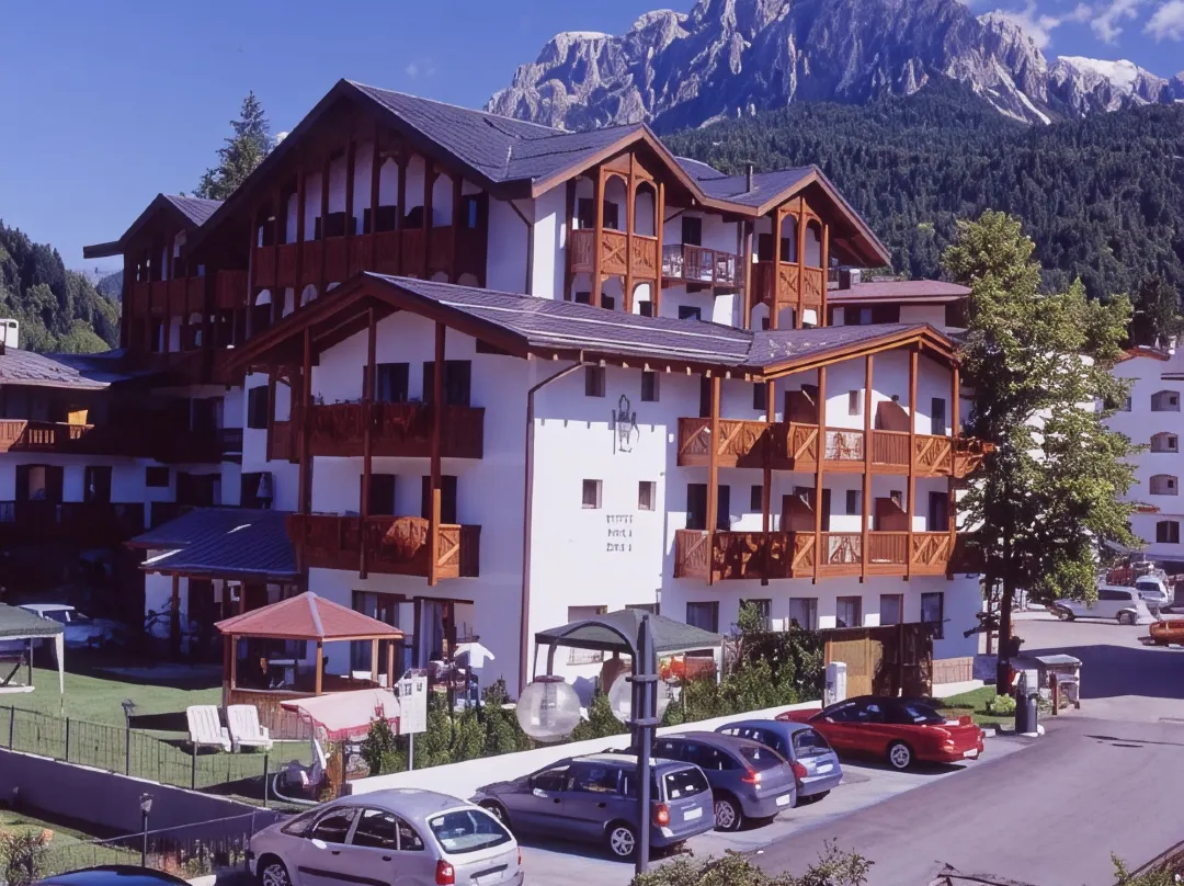 Hotel Isolabella Wellness - Fiera di Primiero