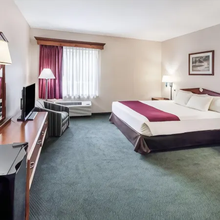 Baymont by Wyndham New Buffalo