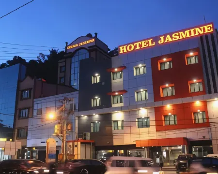 Hotel Yasmin Hotels in Gurabesi