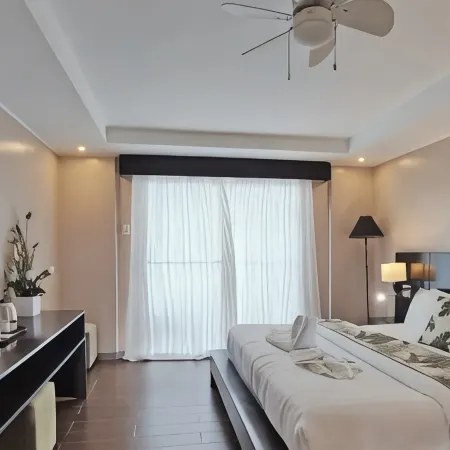 Casa Almarenzo Bed & Breakfast