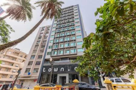 Tco - Apartamentos No Centro Histórico Porto Alegre/RS Отели рядом с достопримечательностью «Public Library»